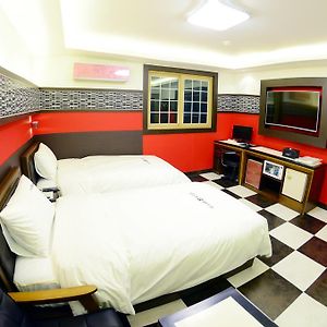 Economy Twin Room